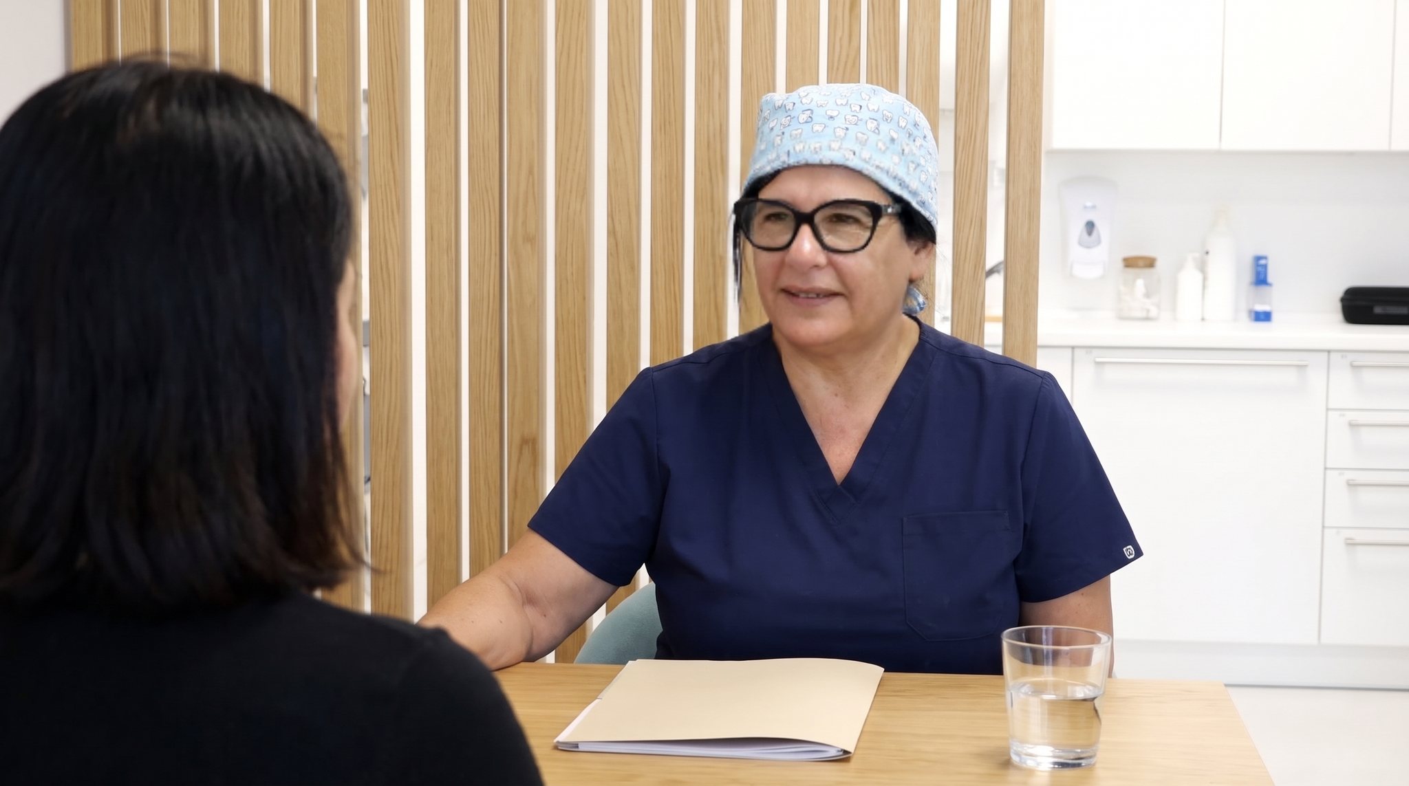 Mal di denti e pronto intervento a Lucca: la dottoressa nello studio